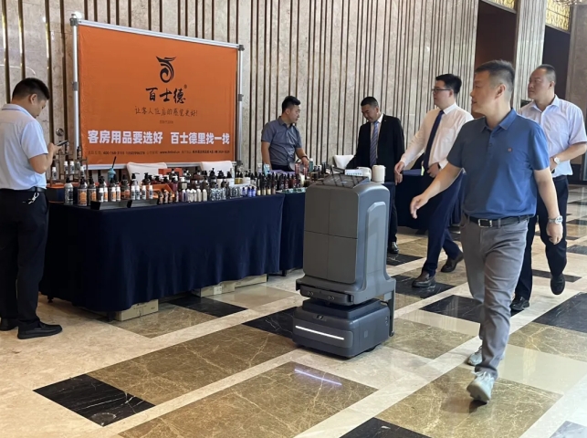 落地40家!南宫ng28相信品牌力量科技复合多态机器人蓄势已发